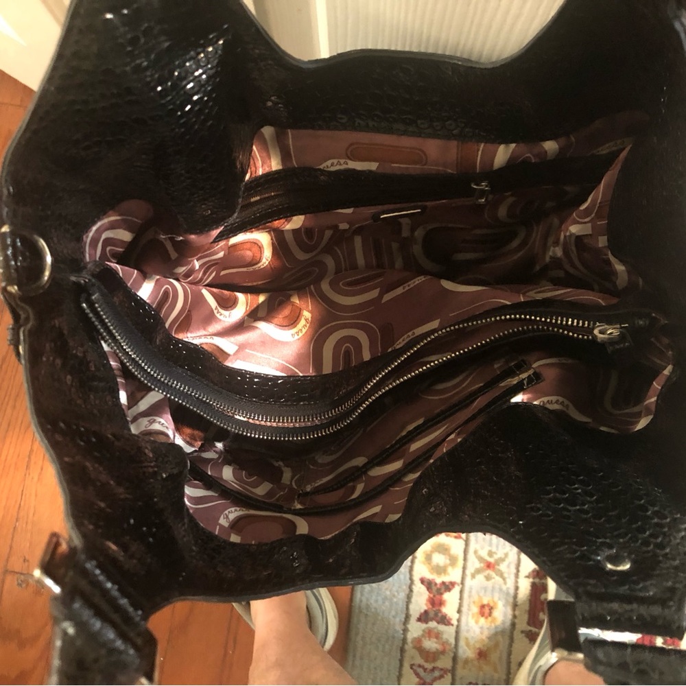 Guess bag. Authentic.